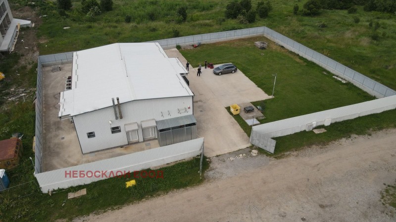 Продава ПРОМ. ПОМЕЩЕНИЕ, гр. София, Илиянци, снимка 12 - Производствени сгради - 52637156