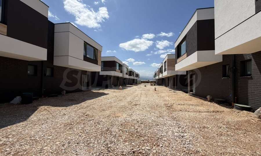 Продава КЪЩА, с. Ягодово, област Пловдив, снимка 2 - Къщи - 54345127