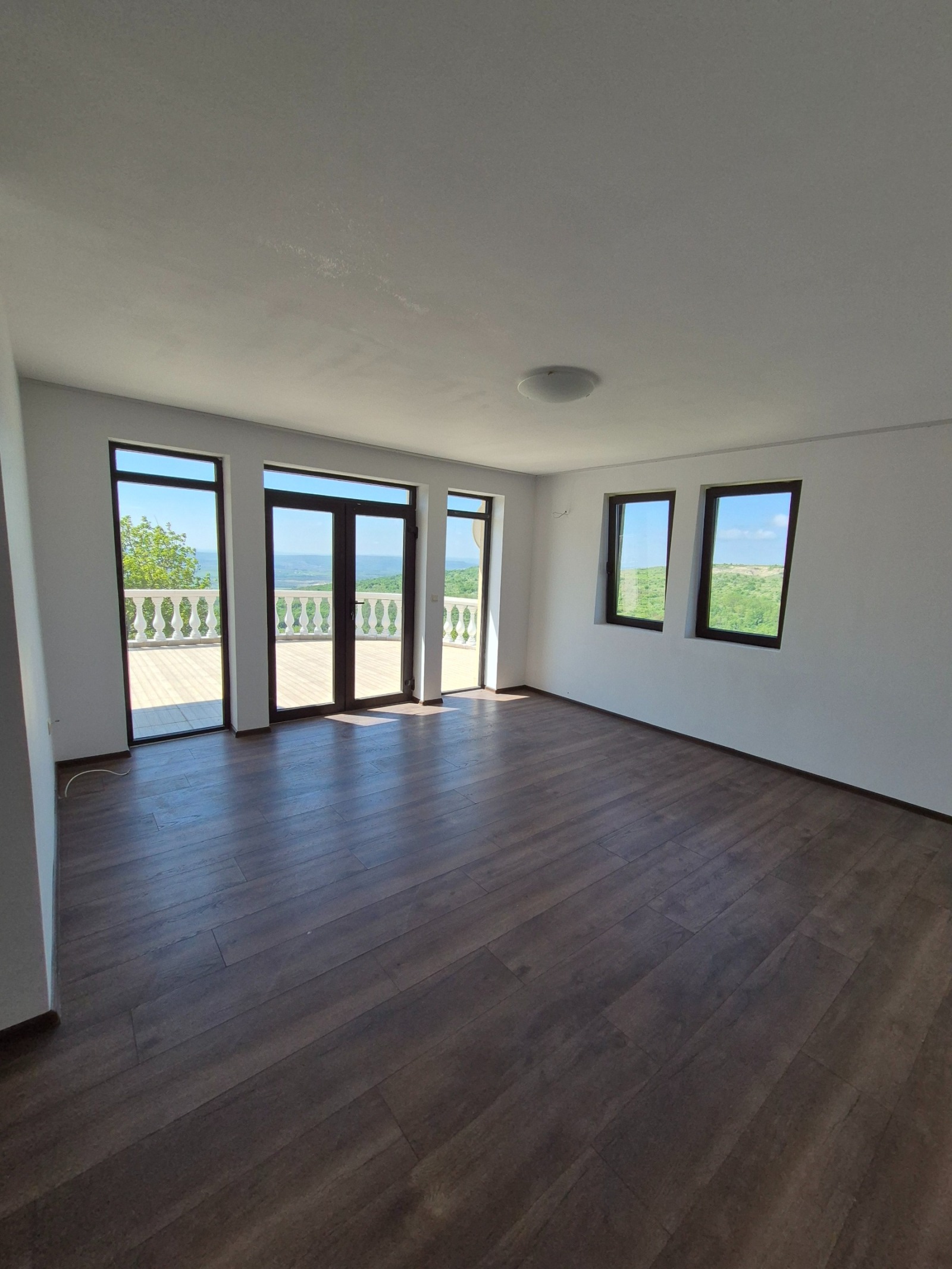 Продава КЪЩА, с. Калиманци, област Варна, снимка 10 - Къщи - 54625676