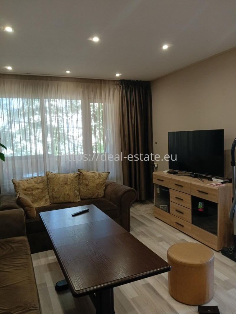 En venta  2 dormitorios Blagoevgrad , Osvobozhdenie , 115 metros cuadrados | 71543466