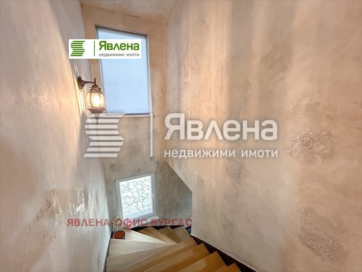 Продава КЪЩА, с. Черни връх, област Бургас, снимка 12 - Къщи - 48288294