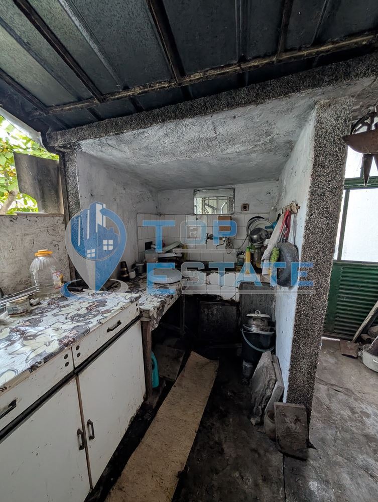 Продава КЪЩА, с. Мерданя, област Велико Търново, снимка 13 - Къщи - 52304394