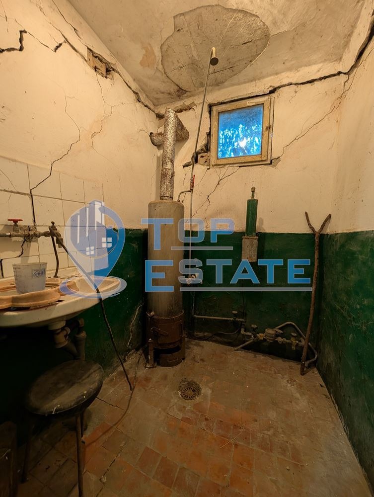 Продава КЪЩА, с. Мерданя, област Велико Търново, снимка 7 - Къщи - 52304394