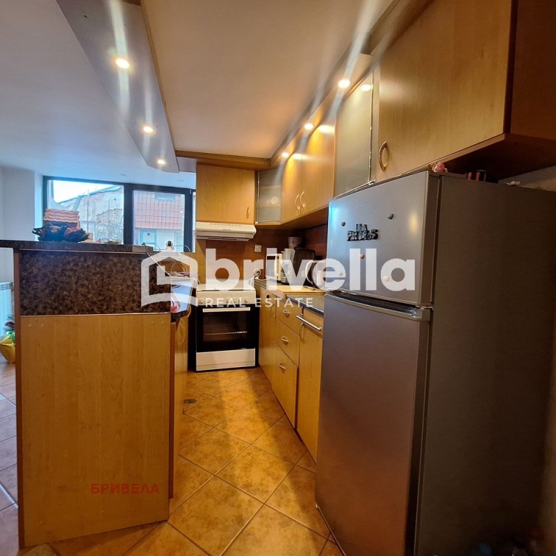 Продава КЪЩА, гр. София, Център, снимка 2 - Къщи - 53085898