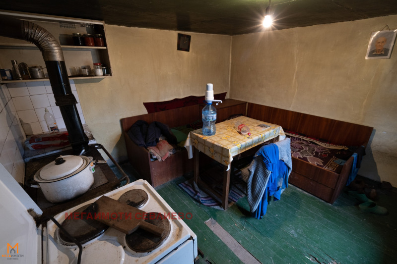 Продава КЪЩА, с. Агатово, област Габрово, снимка 4 - Къщи - 54081410