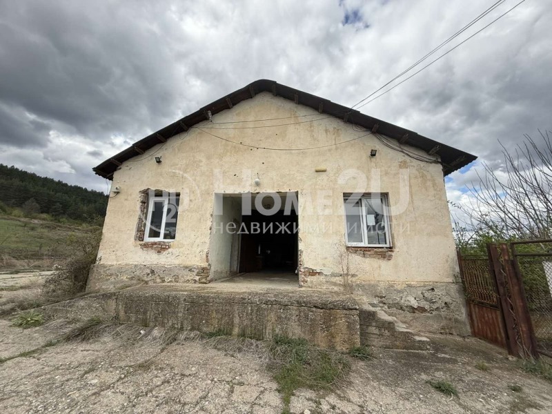 Zu verkaufen  Industriegebäude region Pernik , Kowatschewzi , 2390 qm | 63930665 - Bild [2]