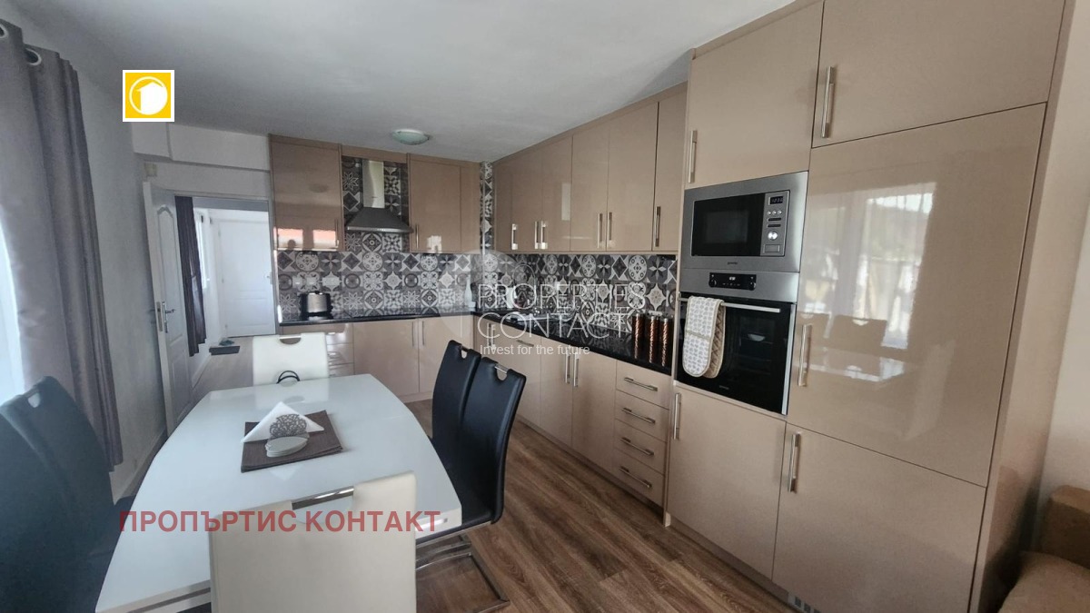 Продава КЪЩА, гр. Свети Влас, област Бургас, снимка 2 - Къщи - 56139412