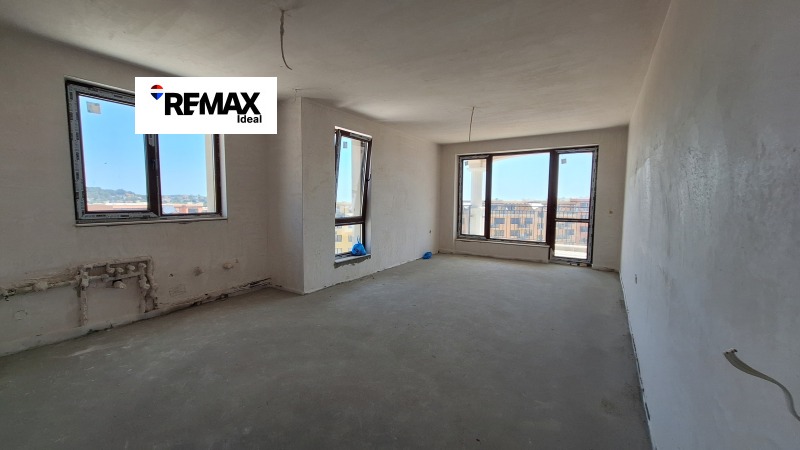 Продава 3-СТАЕН в град Варна, к.к. Св.Св. Константин и Елена - 102 кв.м / 230 000 € » 449 840.90 лв., РЕМАКС-ИДЕАЛ
