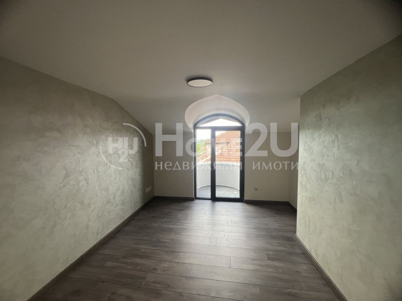 Na prodej  2 ložnice Pernik , Kamenina , 102 m2 | 35762683 - obraz [9]