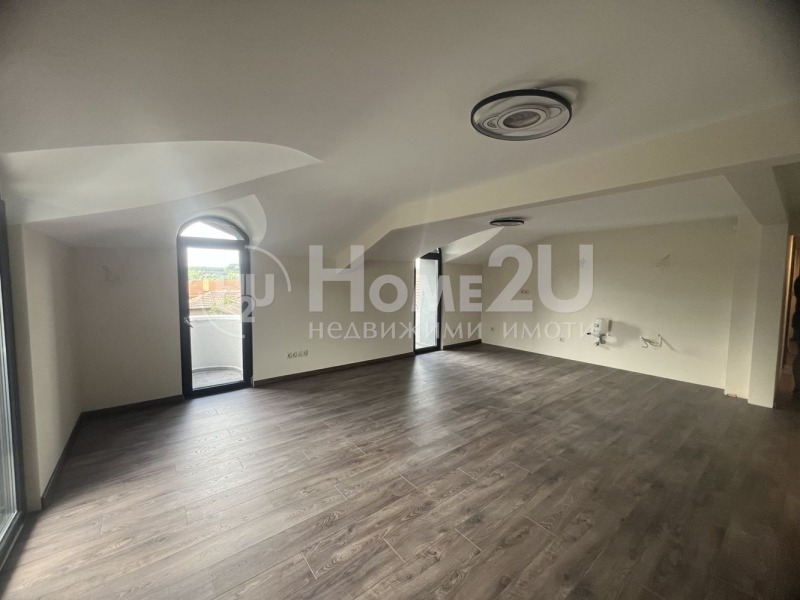 Na prodej  2 ložnice Pernik , Kamenina , 102 m2 | 35762683 - obraz [6]