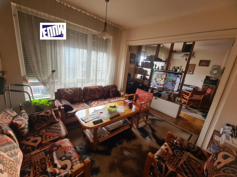 Продава 3-СТАЕН, гр. София, Център, снимка 2 - Апартаменти - 52536055