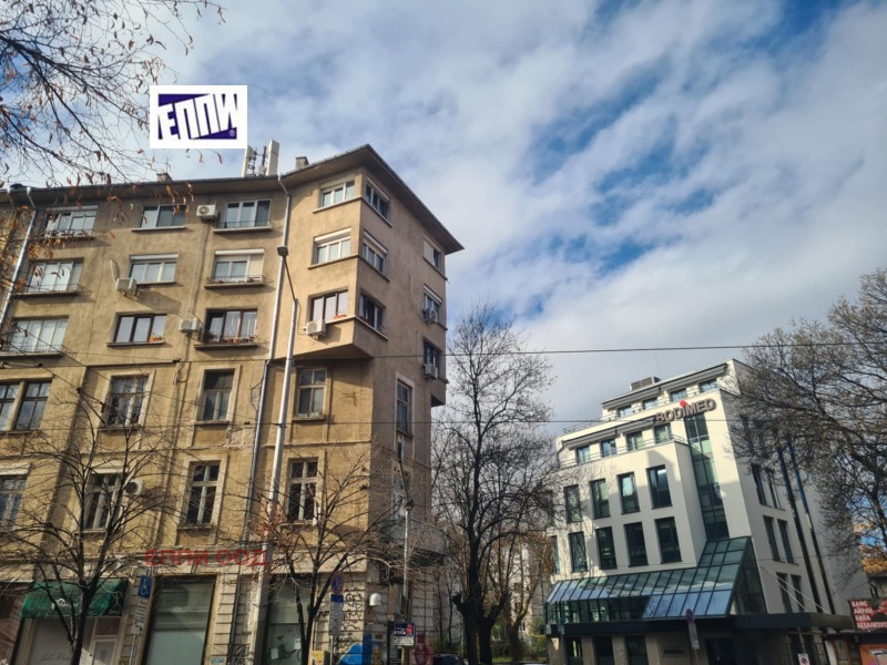 Продава 3-СТАЕН, град София, Център • 270000 € / 528074.10 лв. • 16755531 1