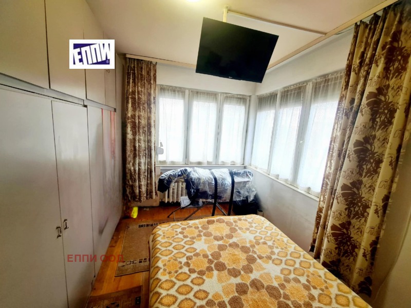 Продава 3-СТАЕН, гр. София, Център, снимка 7 - Апартаменти - 52536055