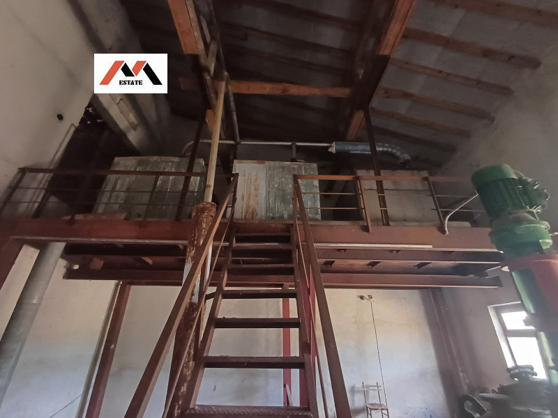 Продава БИЗНЕС ИМОТ, с. Найденово, област Стара Загора, снимка 11 - Други - 53289027