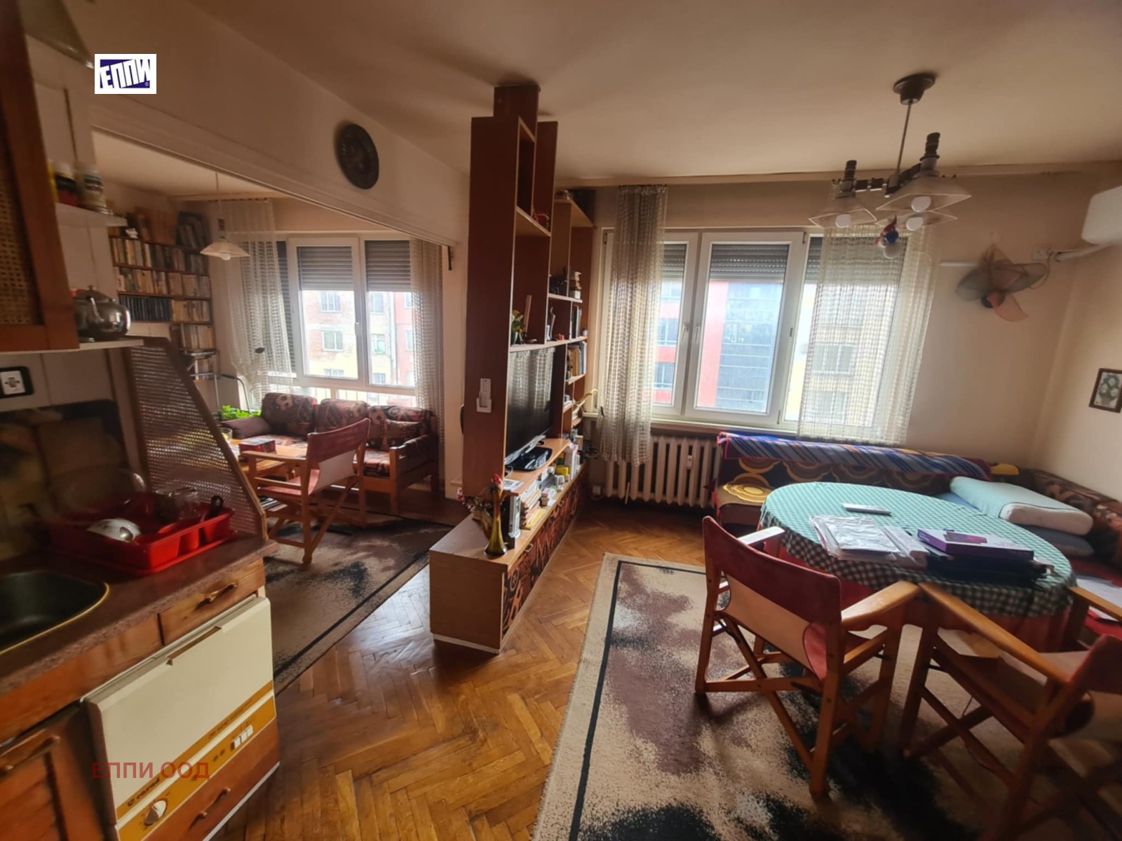 Продава 3-СТАЕН, гр. София, Център, снимка 2 - Апартаменти - 52536055