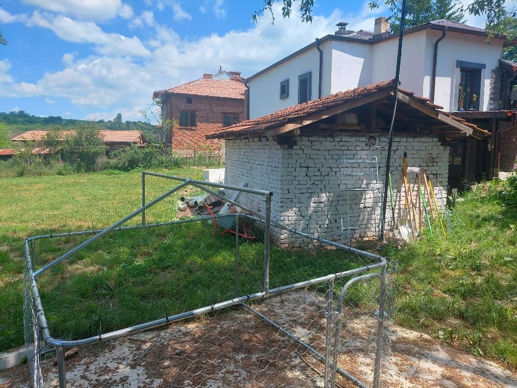 Продава КЪЩА, с. Долистово, област Кюстендил, снимка 8 - Къщи - 54689375