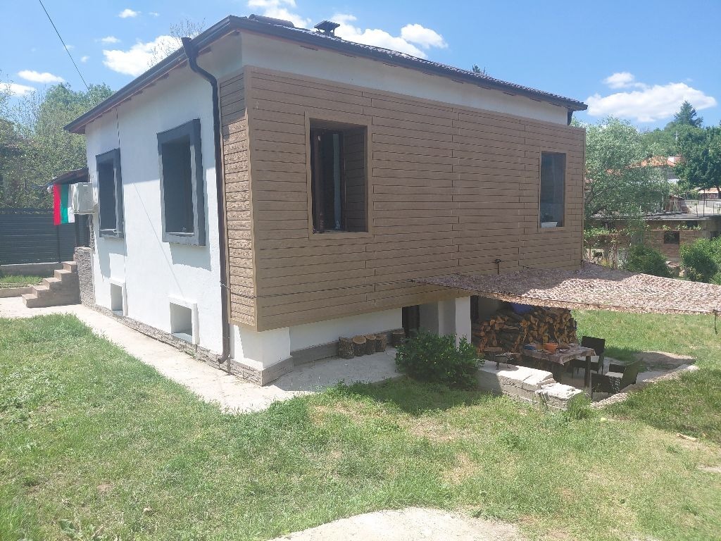 Продава КЪЩА, с. Долистово, област Кюстендил, снимка 3 - Къщи - 54689375