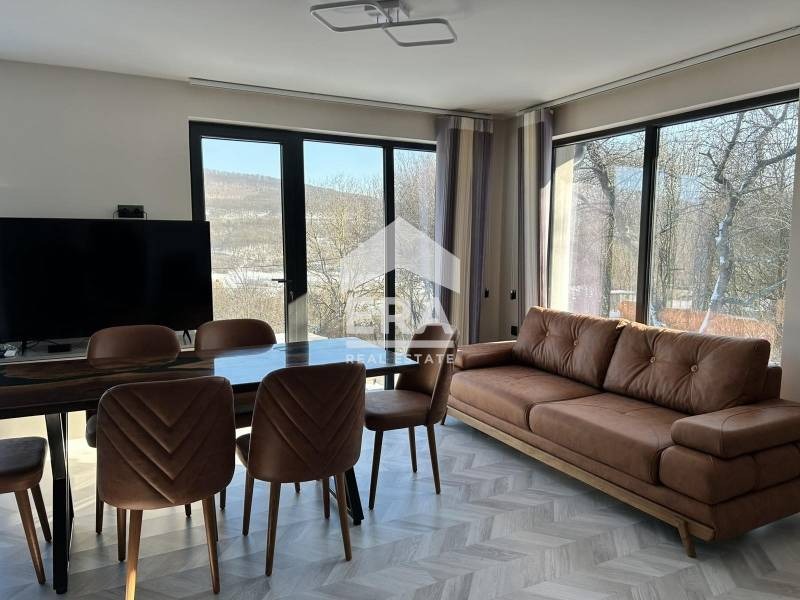 Продава КЪЩА, с. Долище, област Варна, снимка 4 - Къщи - 53415837