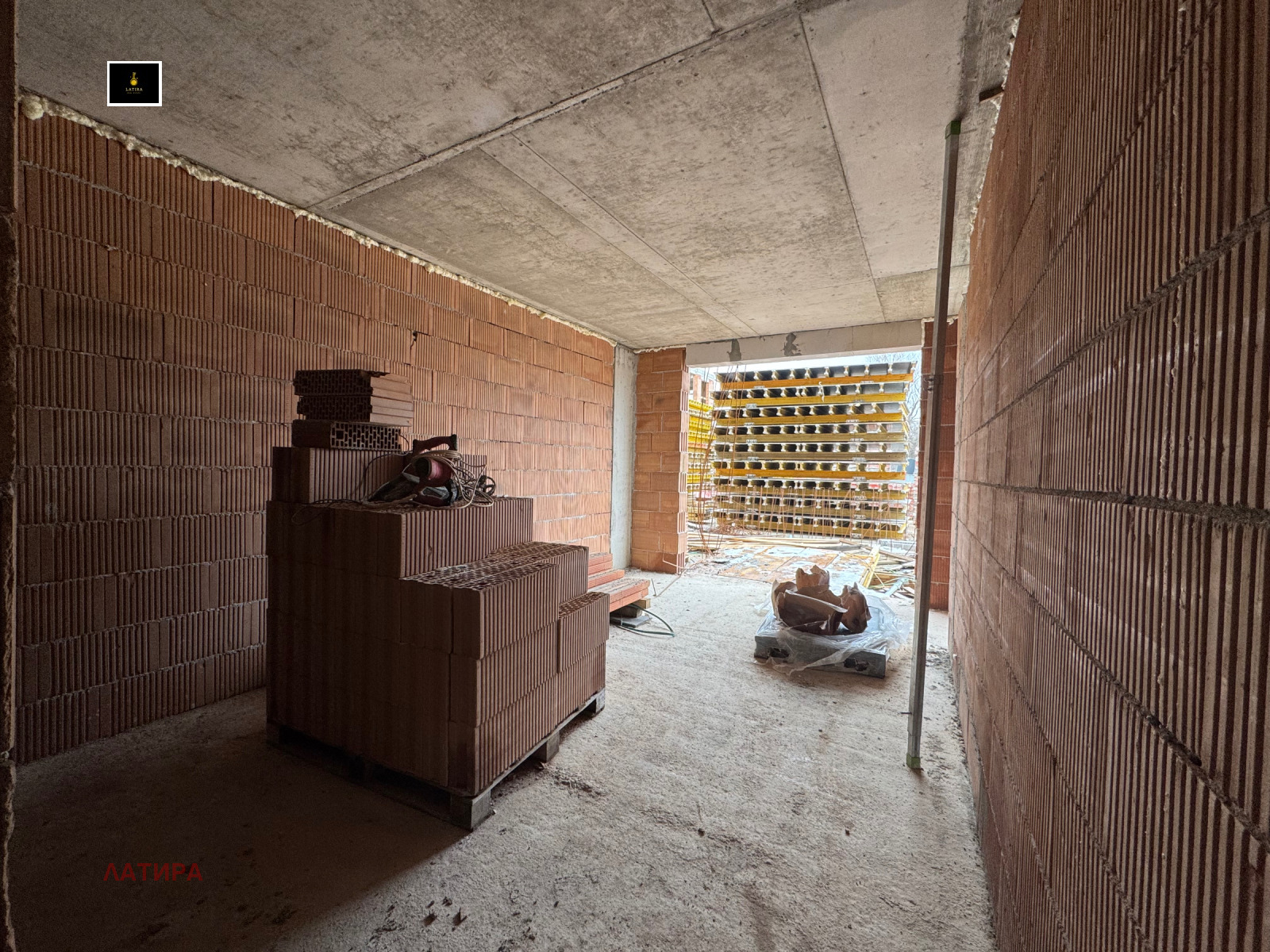 Продава 2-СТАЕН, гр. София, Малинова долина, снимка 2 - Апартаменти - 52146985