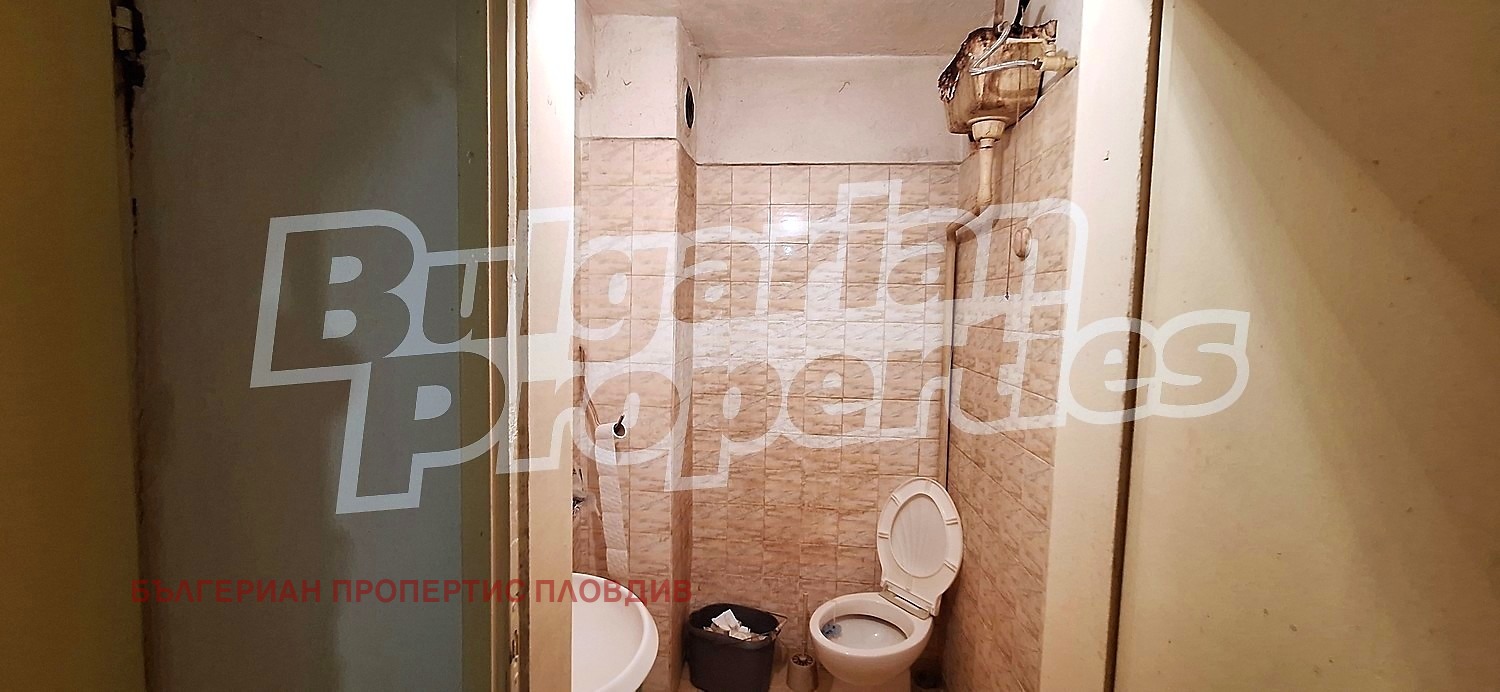 Продава МАГАЗИН, гр. Пловдив, Христо Смирненски, снимка 7 - Магазини - 55643099