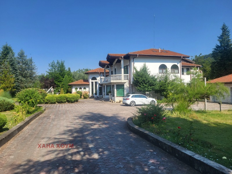 Продава  Къща област Ловеч , гр. Троян , 661 кв.м | 54215256 - изображение [2]