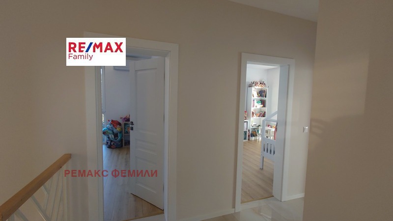 Продава КЪЩА, гр. Варна, Изгрев, снимка 8 - Къщи - 52433180