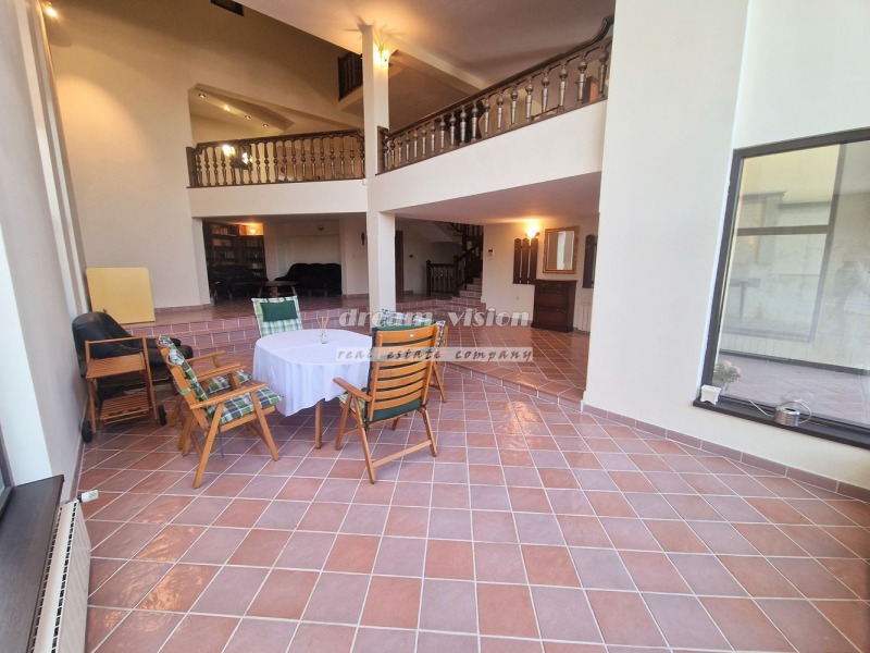 Продава КЪЩА, гр. София, Горна баня, снимка 2 - Къщи - 52989784