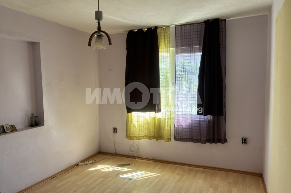 Продава ЕТАЖ ОТ КЪЩА, с. Труд, област Пловдив, снимка 4 - Етаж от къща - 56251708