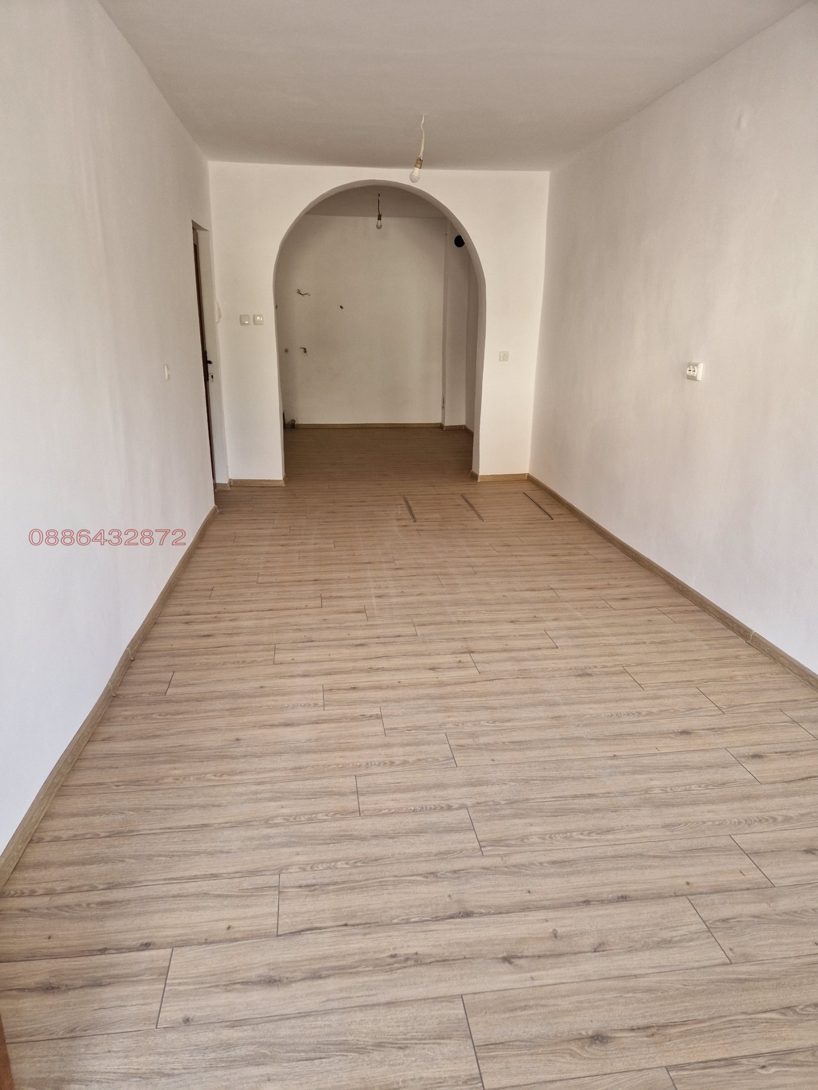Продава КЪЩА, гр. Троян, област Ловеч, снимка 2 - Къщи - 55167229
