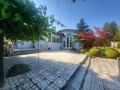 Продава КЪЩА, област Ловеч, гр. Троян • 495000 € / 968135.85 лв. • 52005677 7