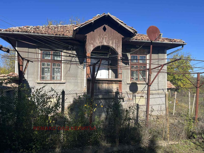Продава КЪЩА в област Велико Търново, с. Къпиново - 160 кв.м / 72 000 € » 140 819.76 лв., РЕМАКС ОЛД КЕПИТЪЛ
