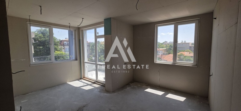 Eladó  2 hálószobás Pleven , Sirok centar , 125 négyzetméter | 69662735 - kép [3]