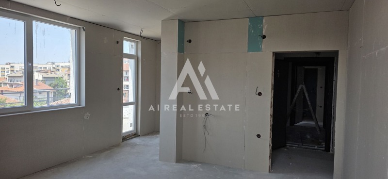 Eladó  2 hálószobás Pleven , Sirok centar , 125 négyzetméter | 69662735 - kép [4]