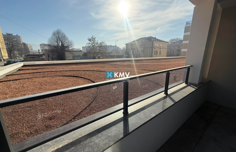 Продава 3-СТАЕН, гр. Перник, Изток, снимка 4 - Апартаменти - 52824140