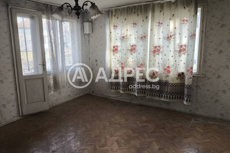 Продава  Къща град Разград , Център , 124 кв.м | 69952608 - изображение [2]