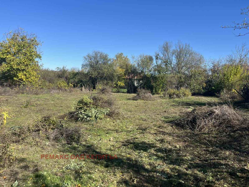 Продава КЪЩА, с. Къпиново, област Велико Търново, снимка 3 - Къщи - 52274402