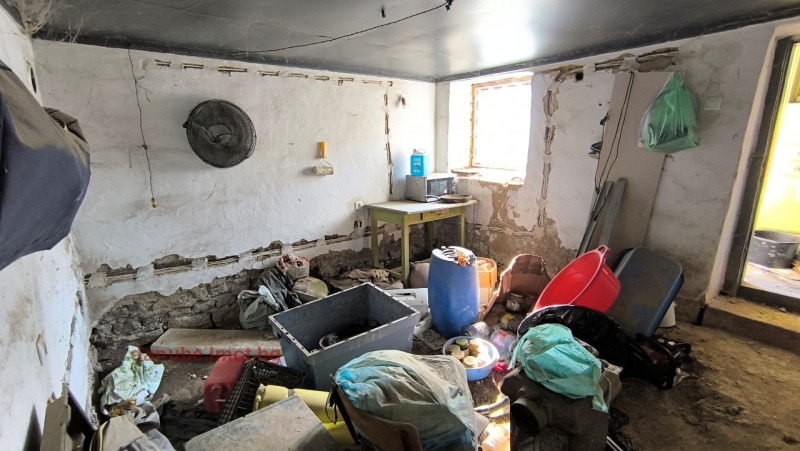 Продава КЪЩА, с. Костанденец, област Разград, снимка 11 - Къщи - 53095819