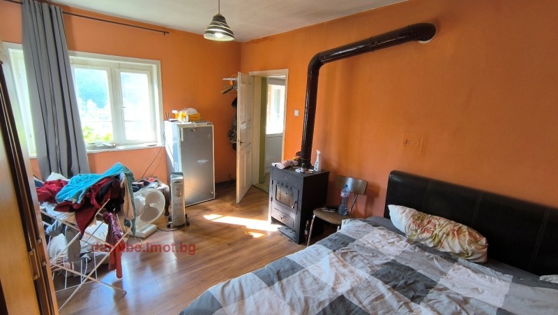 Продава КЪЩА, с. Костанденец, област Разград, снимка 3 - Къщи - 53095819