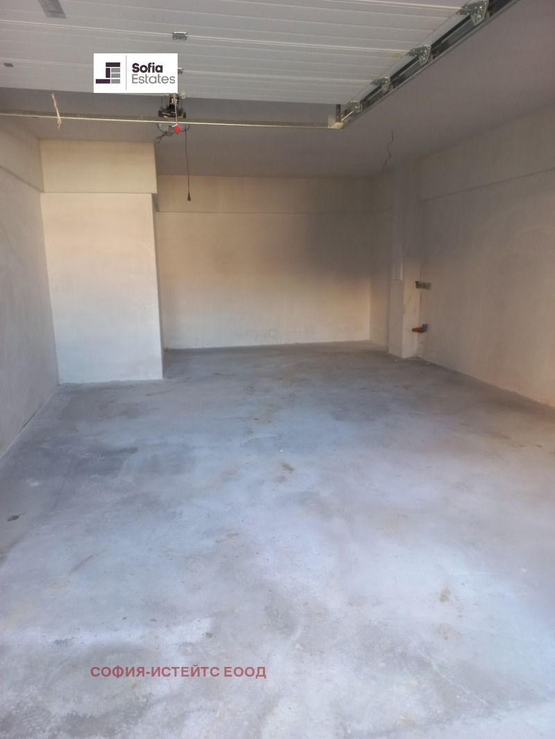 Zu verkaufen  Garage Sofia , Druschba 1 , 37 qm | 23041488
