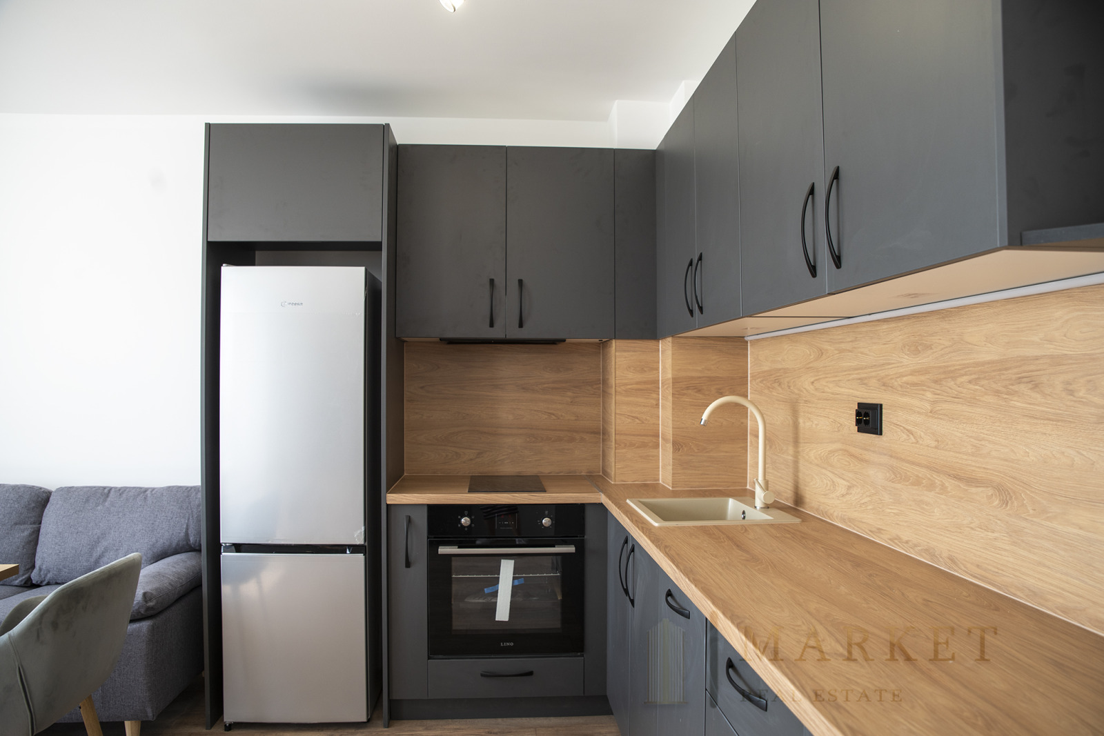 Продава 2-СТАЕН, гр. Пловдив, Кючук Париж, снимка 2 - Апартаменти - 54263096