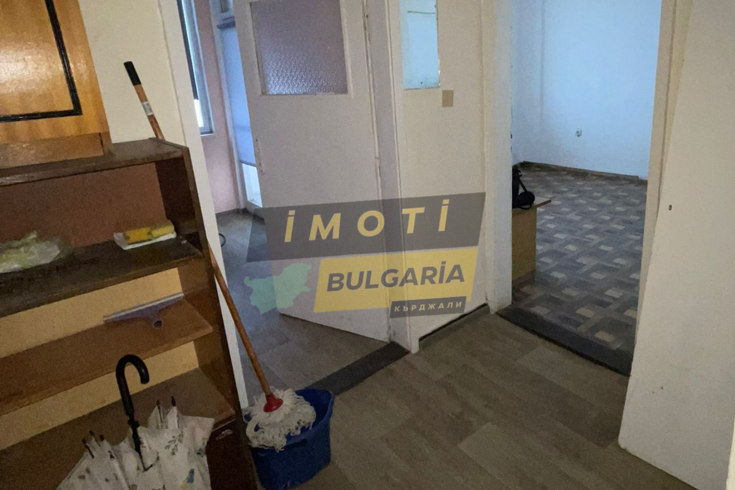 Продава 2-СТАЕН, гр. Кърджали, Веселчане, снимка 3 - Апартаменти - 54264834