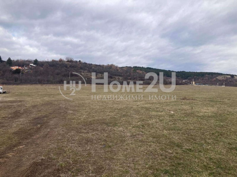 Продава ПАРЦЕЛ в град София, гр. Нови Искър - 2600 кв.м / 104 000 € » 203 406.32 лв., ХОУМ ТУ Ю БЪЛГАРИЯ