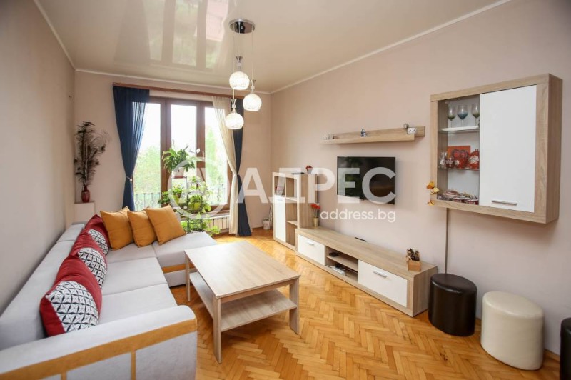 À venda  1 quarto Sofia , Centar , 76 m² | 92183944