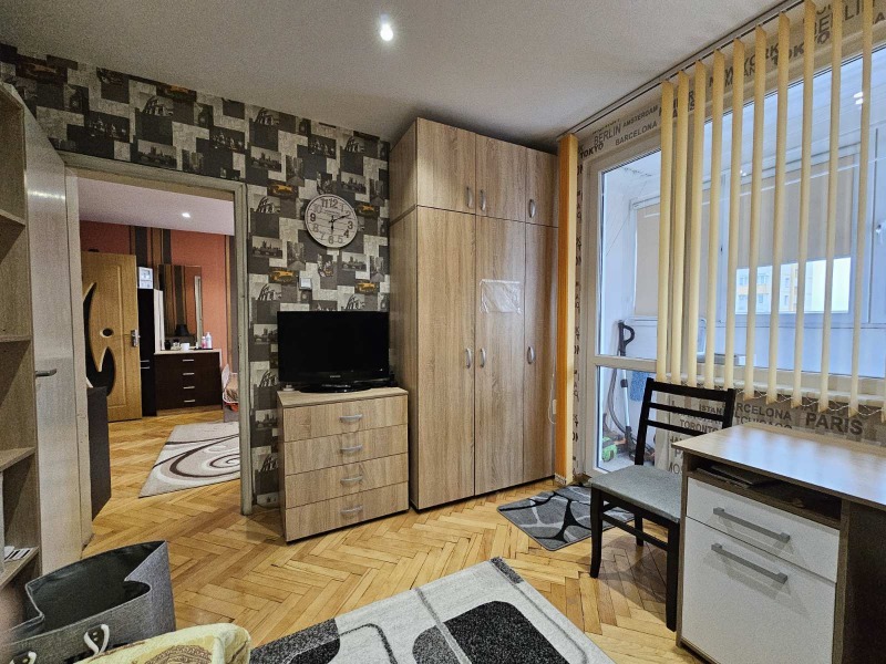 Продава 3-СТАЕН, гр. Плевен, Широк център, снимка 3 - Апартаменти - 53225123