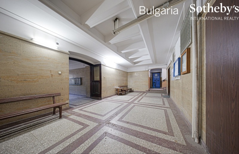 Te koop  3 slaapkamers Sofia , Tsentar , 140 m² | 67719404 - afbeelding [16]