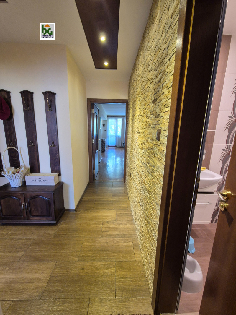 Продава  Многостаен град Варна , Окръжна болница-Генерали , 156 кв.м | 88256298 - изображение [4]
