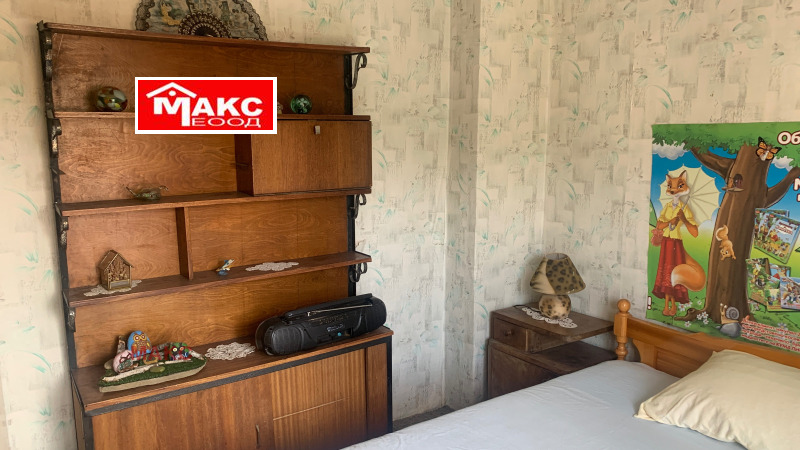 Продава КЪЩА, гр. Перник, Радина чешма, снимка 4 - Къщи - 51562343