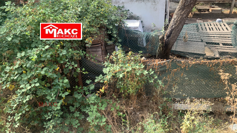 Продава КЪЩА, гр. Перник, Радина чешма, снимка 2 - Къщи - 51562343