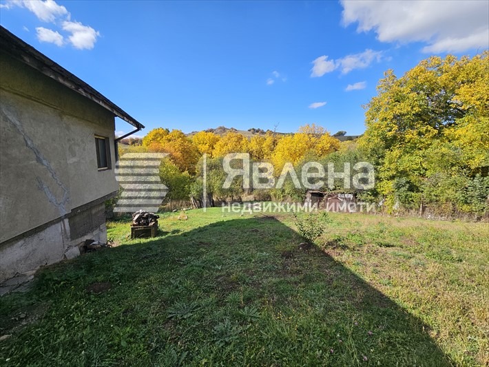 Продава КЪЩА, с. Големо Бучино, област Перник, снимка 16 - Къщи - 55125484