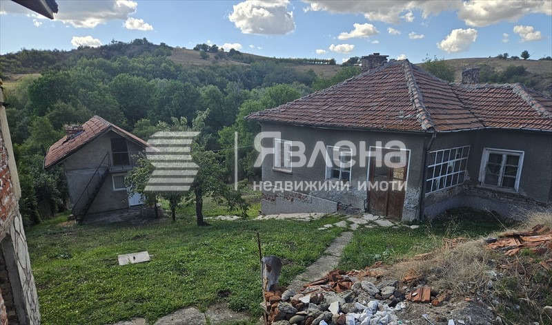 Продава КЪЩА, с. Големо Бучино, област Перник, снимка 10 - Къщи - 55125484